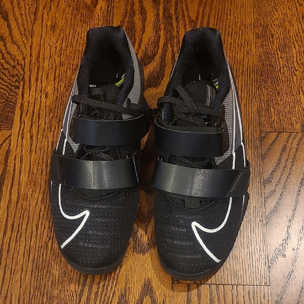 Nike Black and White Athletic Shoes with Minimalist Design